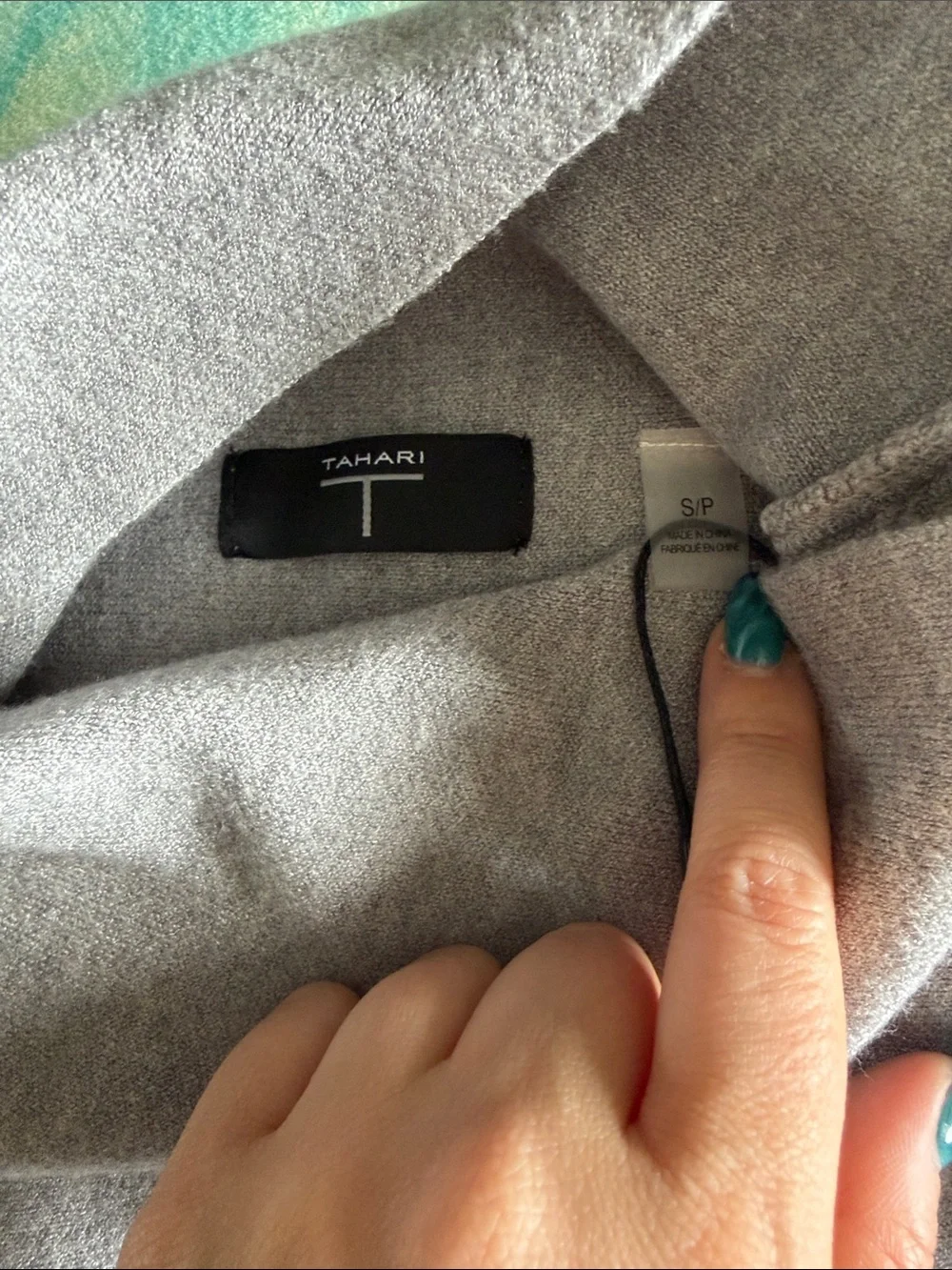 Tahari Light Gray Turtleneck Sweater - Small NWT